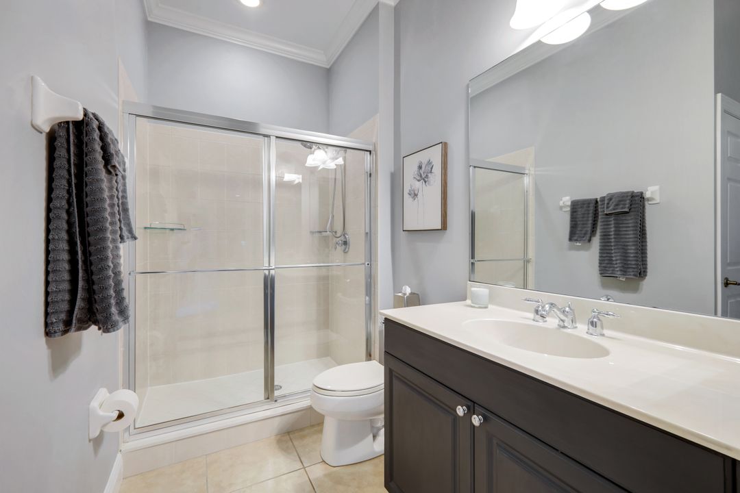 9201 Quartz Ln #201, Naples, FL 34120