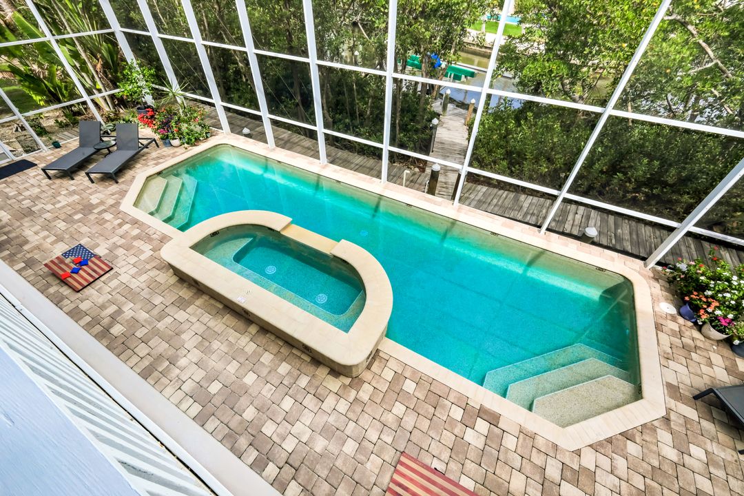 21580 Indian Bayou Dr, Fort Myers Beach, FL 33931