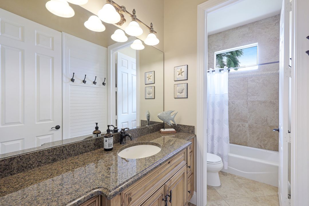 650 Amber Dr, Marco Island, FL 34145