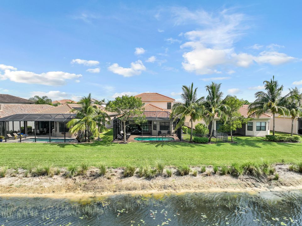 4189 Amelia Wy, Naples, FL 34119