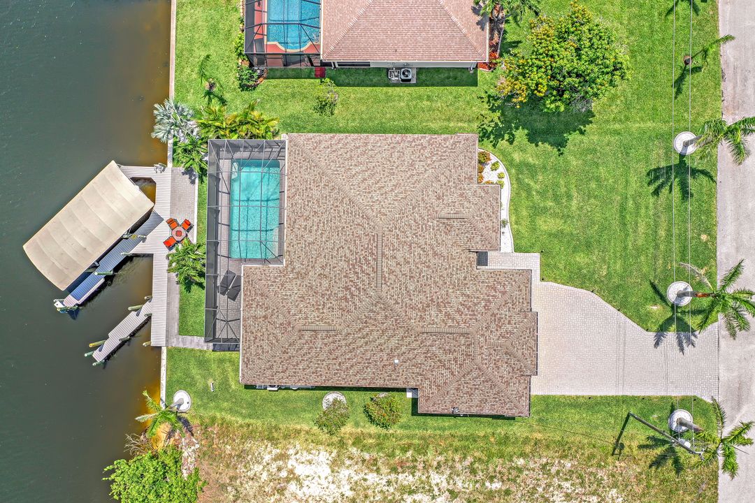 3213 NW 9th St, Cape Coral, FL 33993