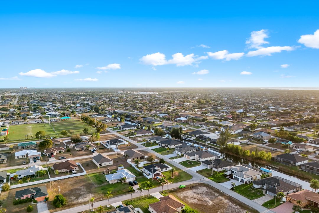 2514 SW 17th Ave, Cape Coral, FL 33914