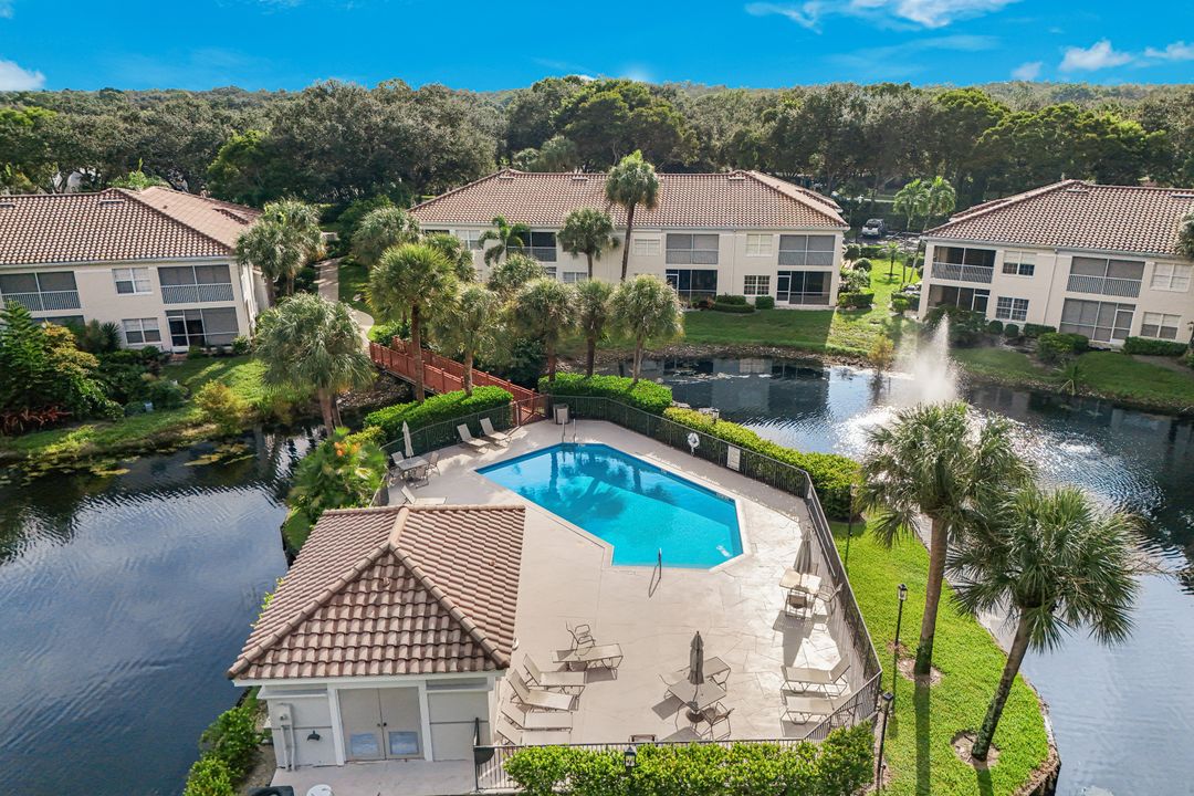 6825 Satinleaf Rd S #101, Naples, FL 34109
