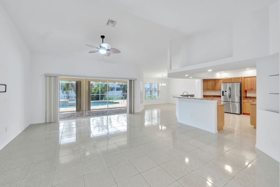 4327 SW 19th Ave, Cape Coral, FL 33914