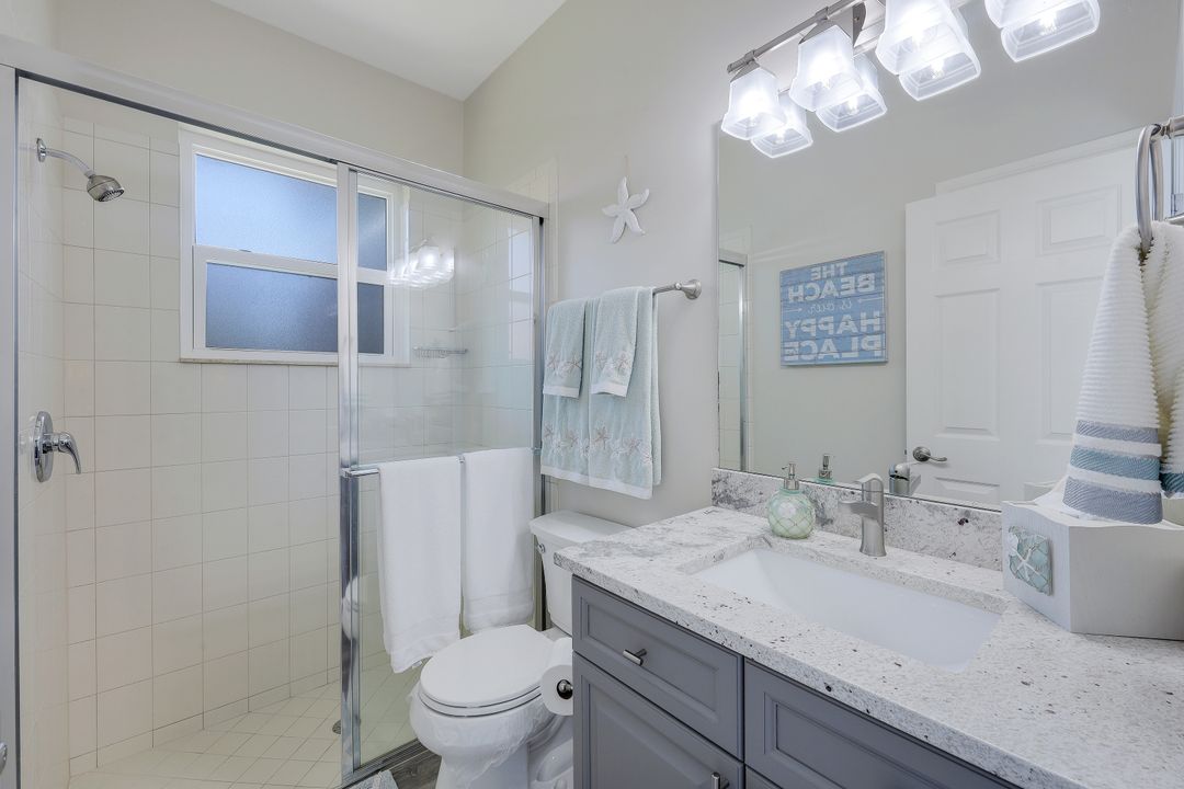 910 Montego Ct, Marco Island, FL 34145