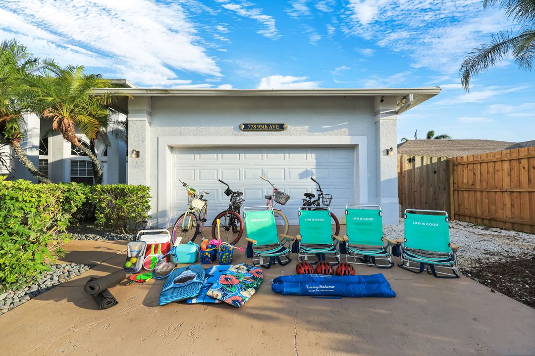 778 95th Ave N, Naples, FL 34108