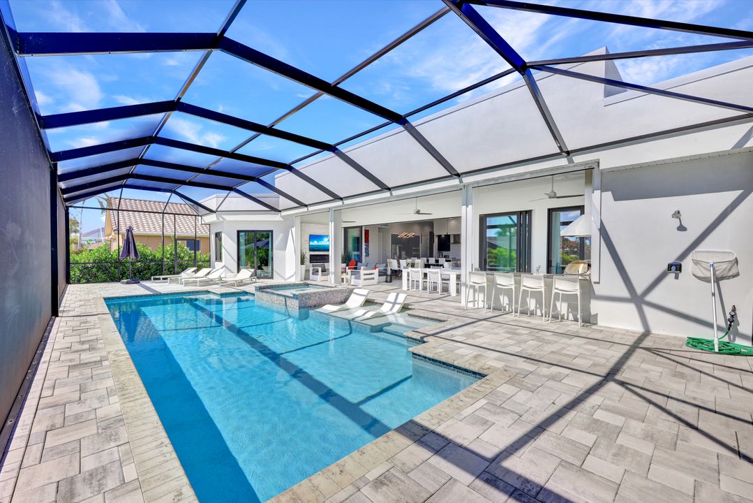5218 Tiffany Ct, Cape Coral, FL 33904
