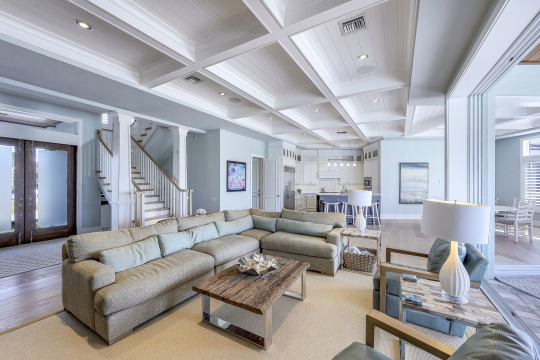 813 Magnolia Ct, Marco Island, FL 34145