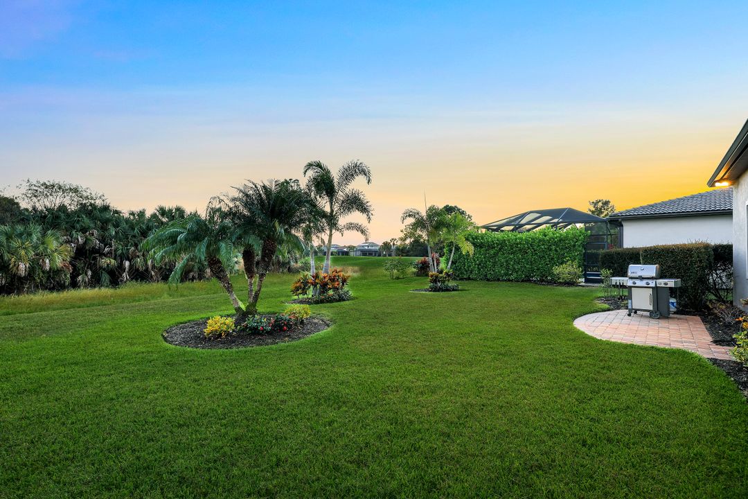 9328 Surfbird Ct, Naples, FL 34120