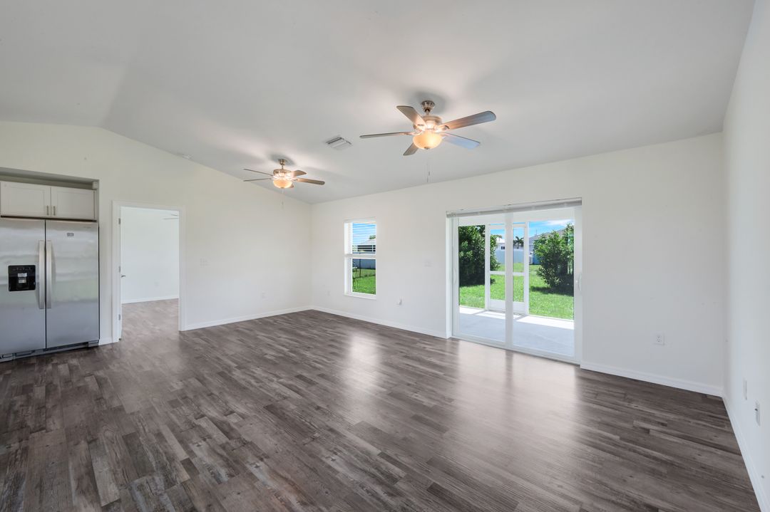 1317 NE 9th Ave, Cape Coral, FL 33909