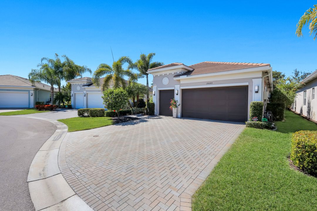 28689 Montecristo Loop, Bonita Springs, FL 34135