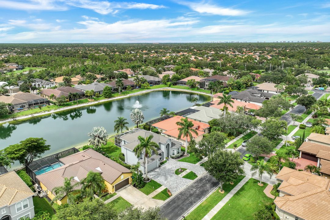 14696 Indigo Lakes Cir, Naples, FL 34119