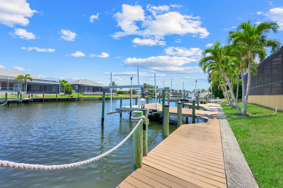 2531 SW 27th Ave, Cape Coral, FL 33914