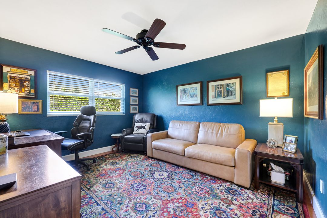 87 Burning Tree Dr, Naples, FL 34105