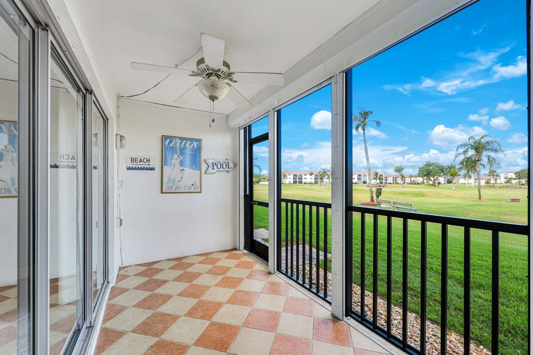 29 High Point Cir E #107, Naples, FL 34103