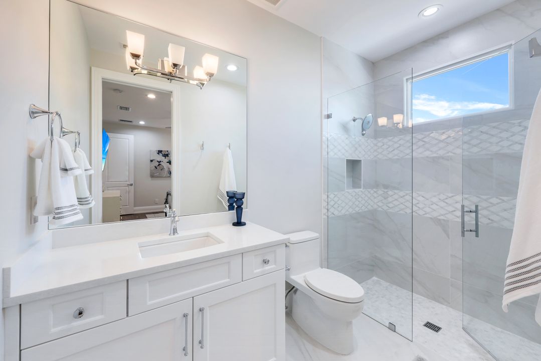 569 Neapolitan Way, Naples, FL 34103