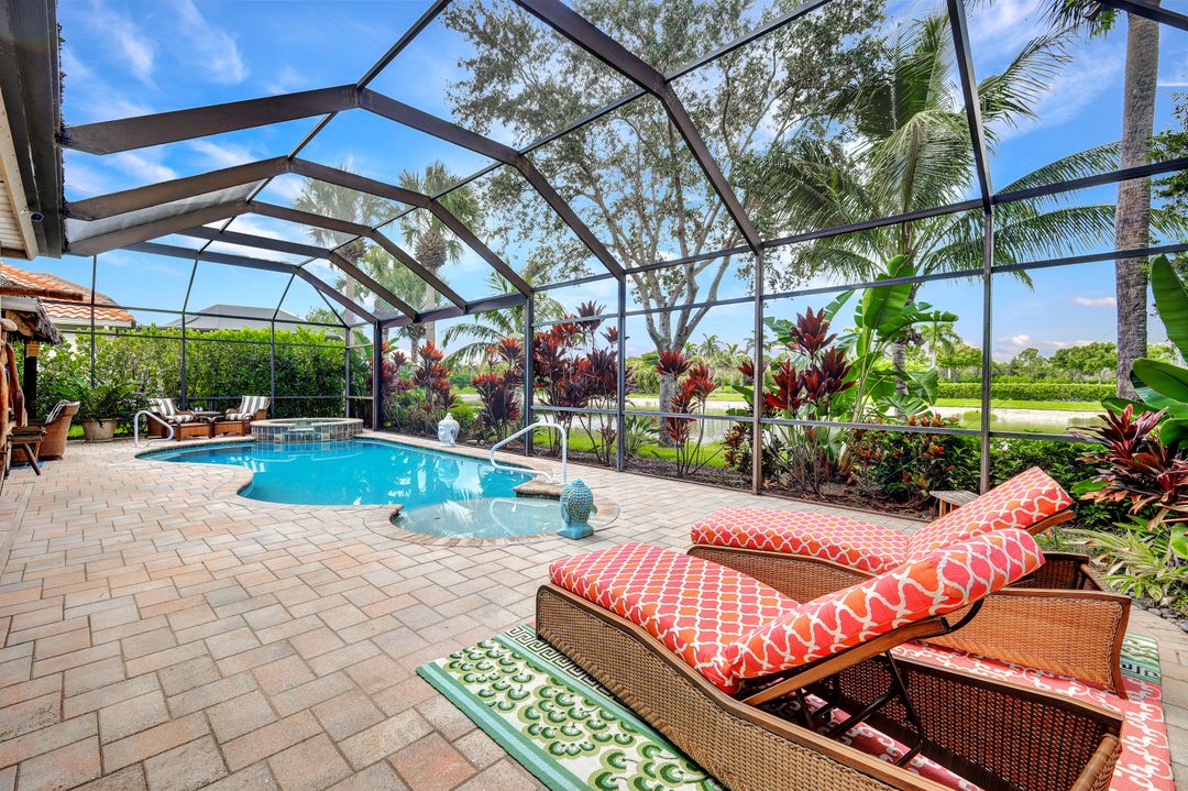 9784 Nickel Ridge Cir, Naples, FL 34120