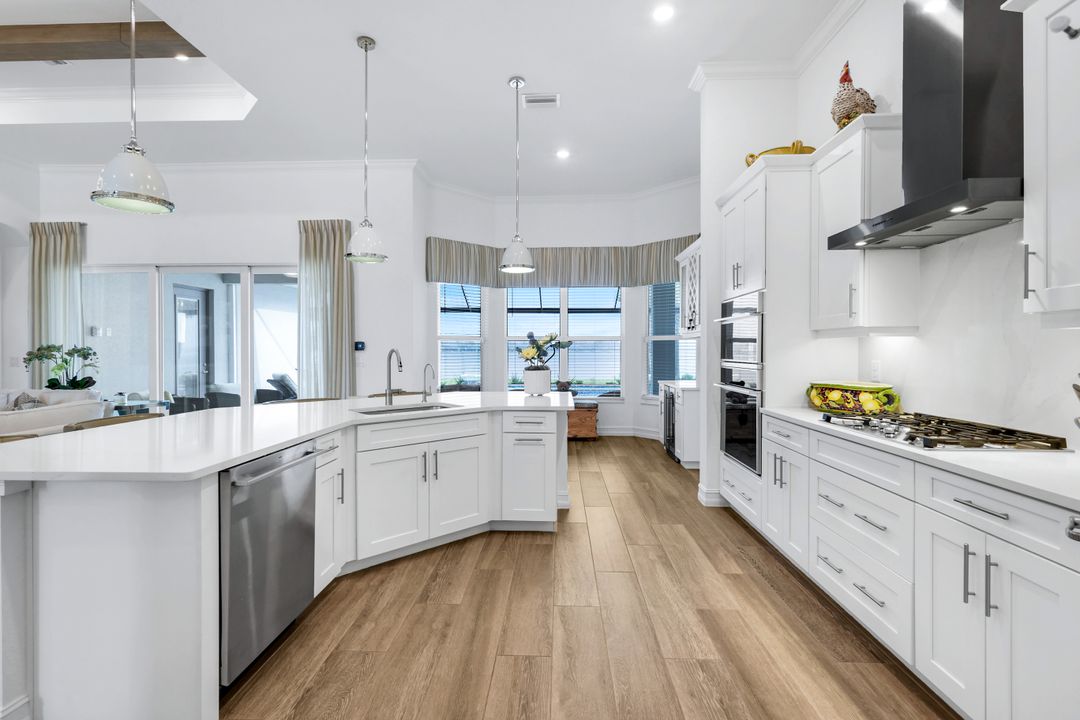 14630 Blue Bay Cir, Miromar Lakes, FL 33913