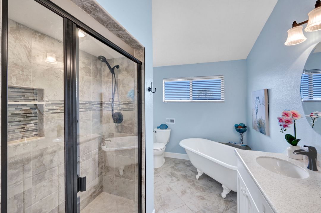 28391 Tasca Dr, Bonita Springs, FL 34135