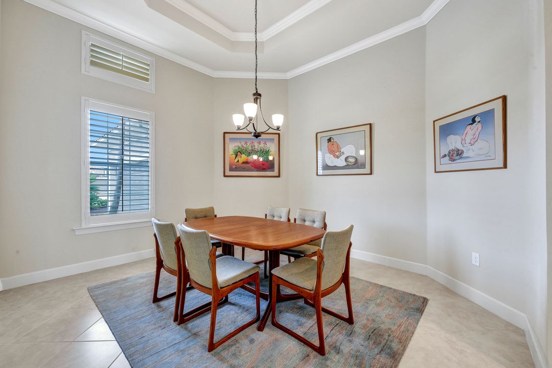 9314 Quarry Dr, Naples, FL 34120