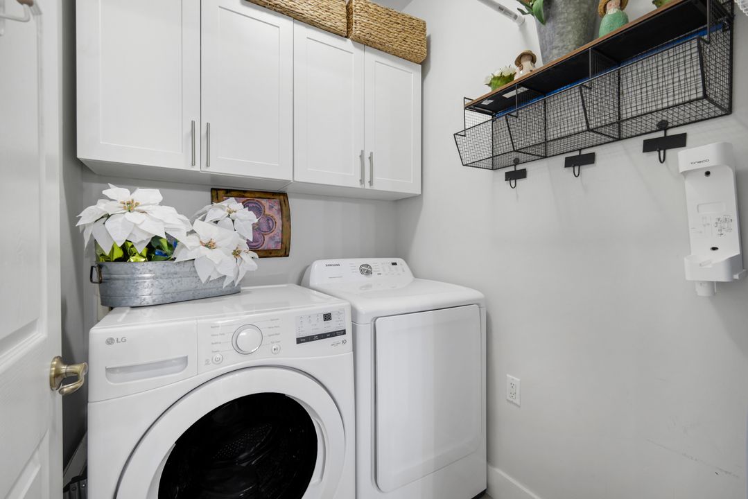 1335 Charleston Square Dr #6-101, Naples, FL 34110