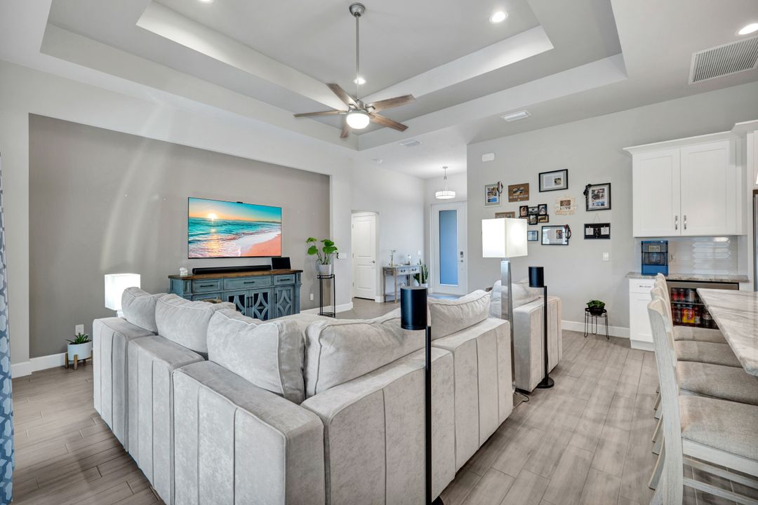 306 SW 28th Terrace, Cape Coral, FL 33914