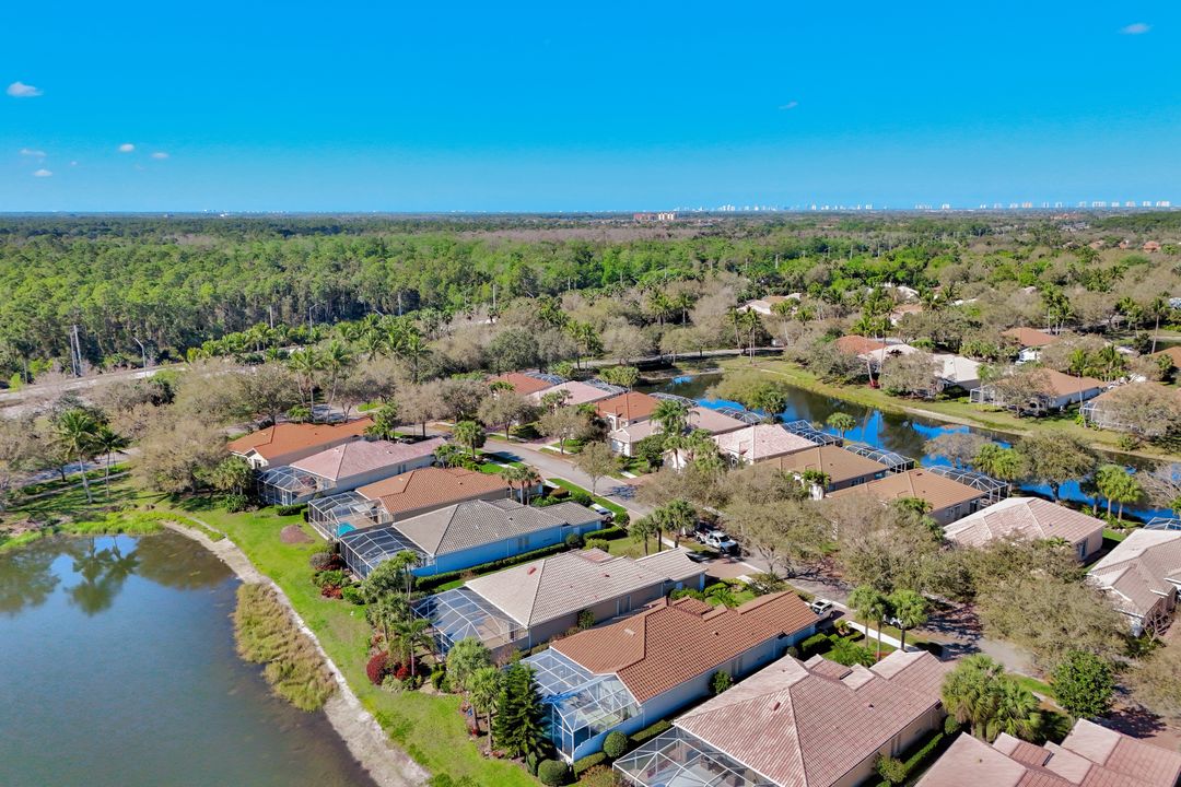 2925 Gilford Way, Naples, FL 34119