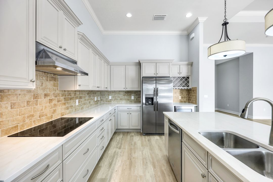 9180 Ores Cir, Naples, FL 34120