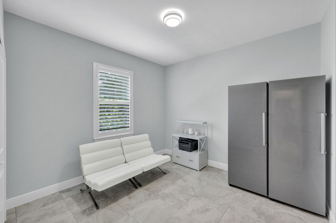 2552 52nd Ave NE, Naples, FL 34120