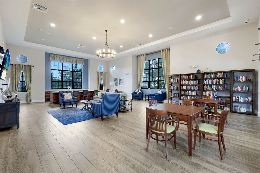 15114 Palmer Lake Cir #203, Naples, FL 34109