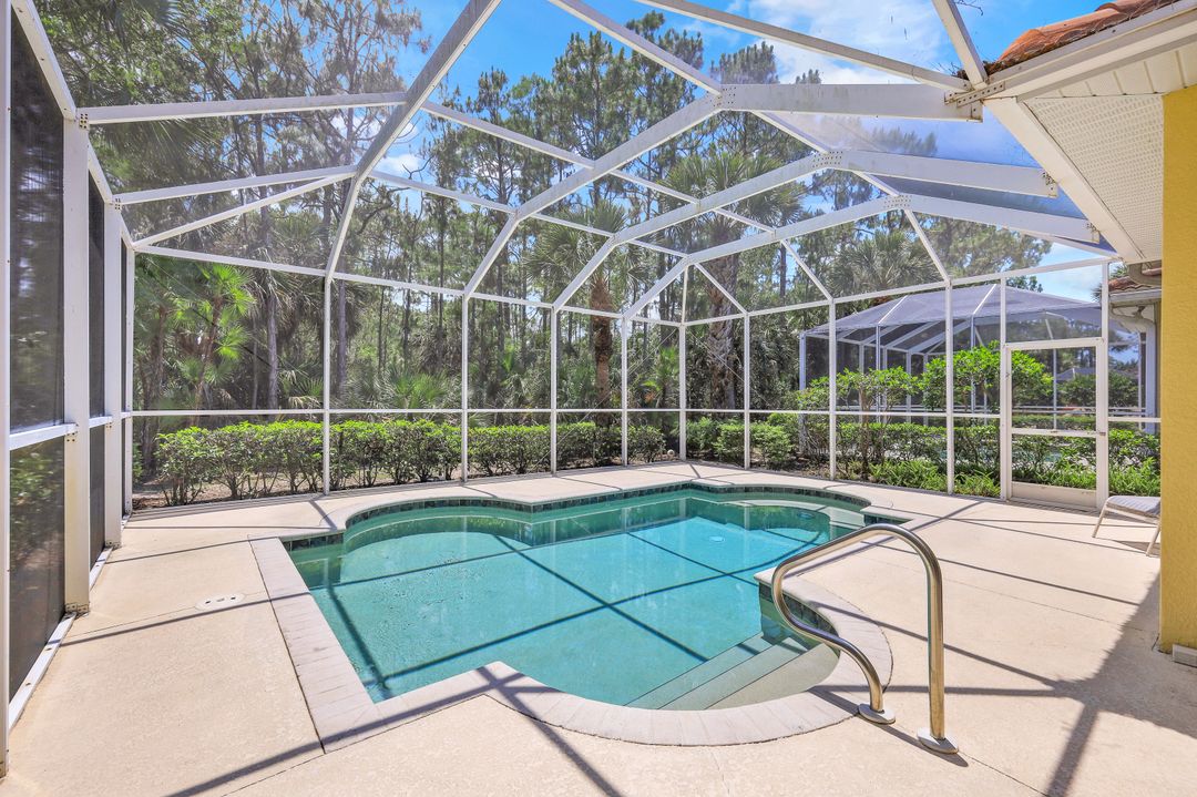 1902 Tarpon Bay Dr N  #101, Naples, FL 34119