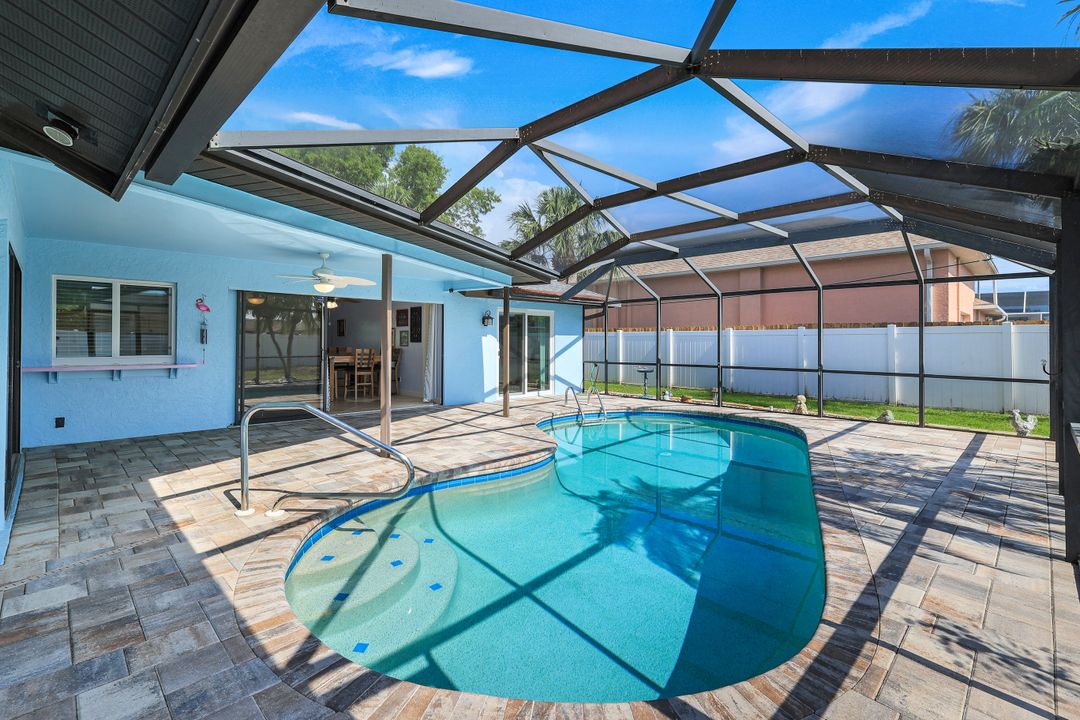 3320 SW 6th Ave, Cape Coral, FL 33914