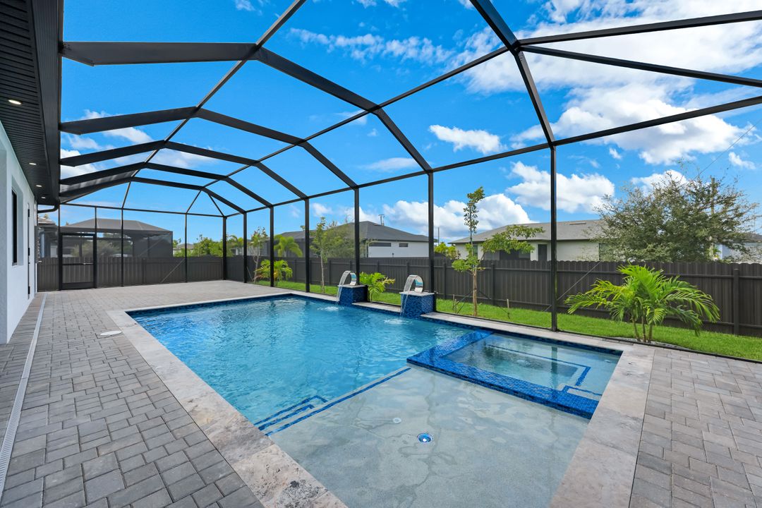 342 SW 31st Ave, Cape Coral, FL 33991