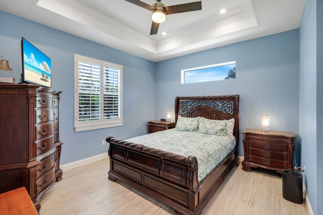 1160 13th St SW, Naples, FL 34117