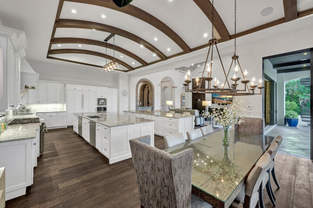 16725 Prato Way, Naples, FL 34110