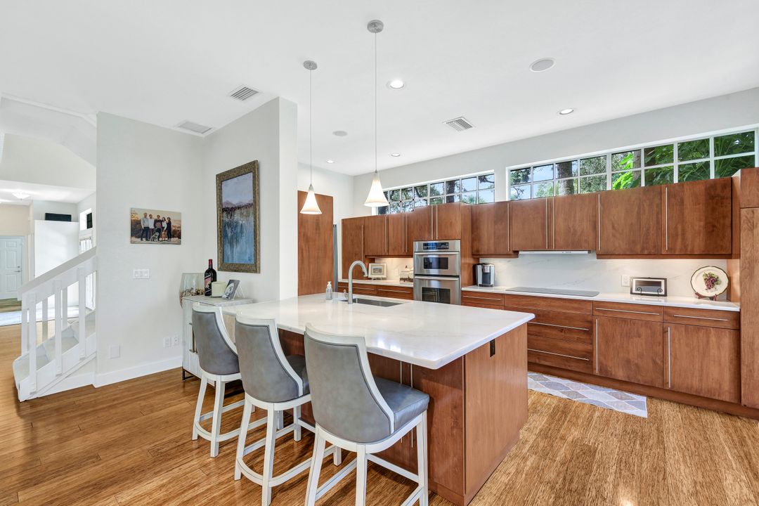 3490 Thornbury Ln, Bonita Springs, FL 34134