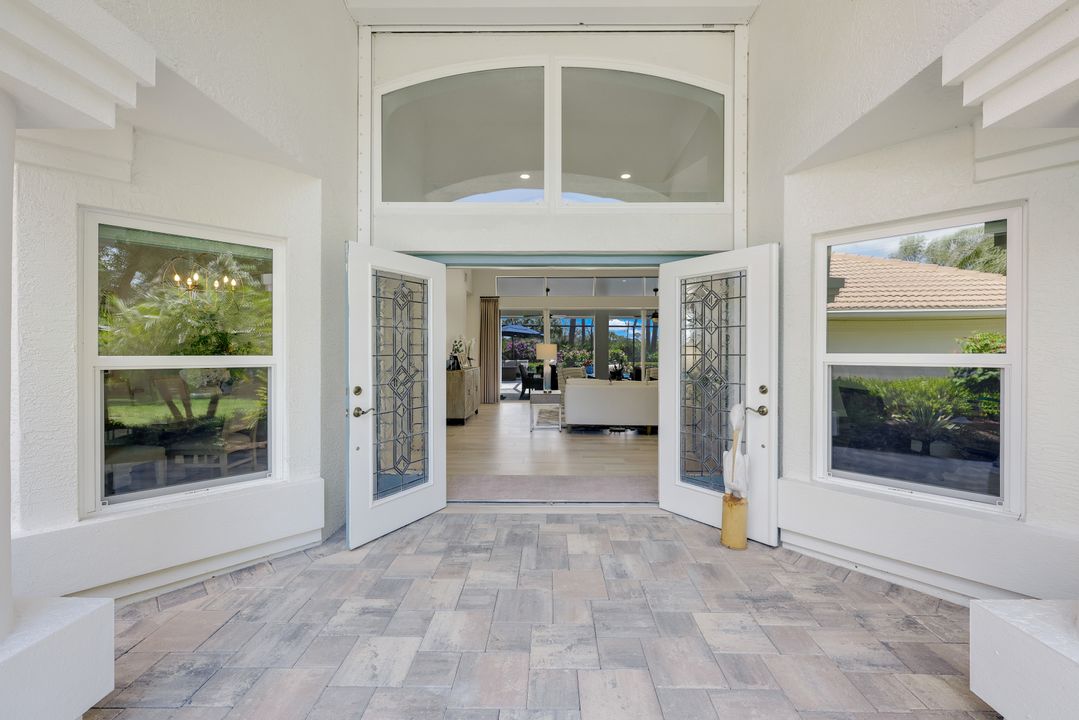25011 Goldcrest Dr, Bonita Springs, FL 34134