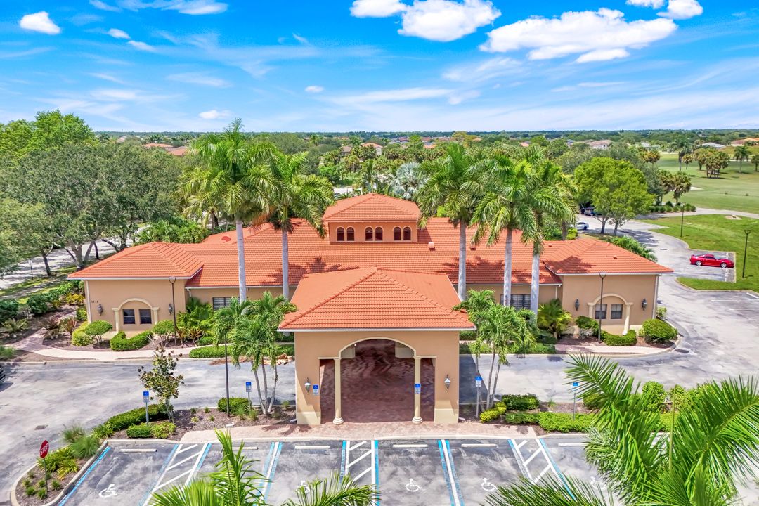 1570 Double Eagle Trail, Naples, FL 34120