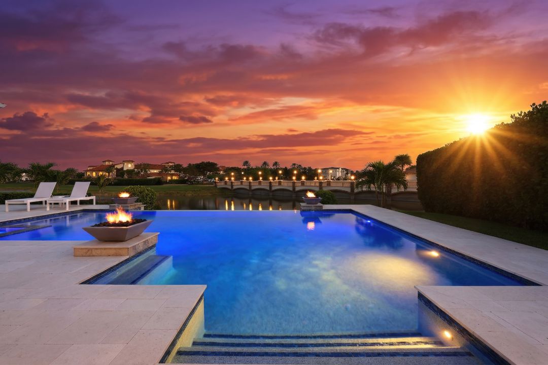 16415 Seneca Way, Naples, FL 34110