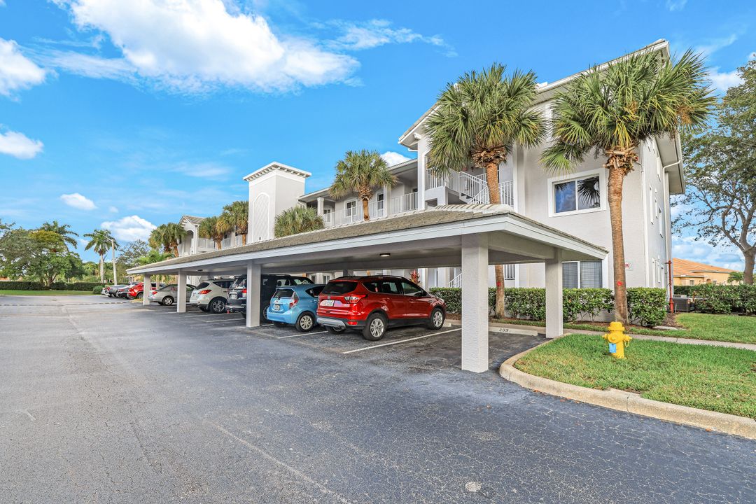 7839 Regal Heron Cir #206, Naples, FL 34104