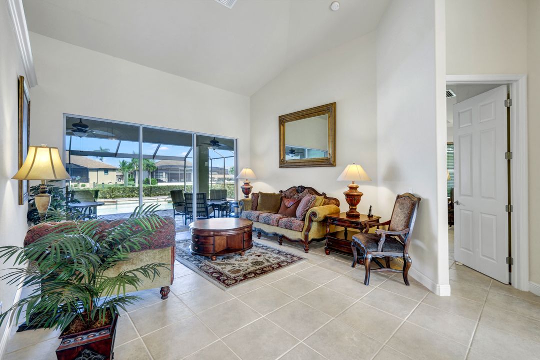 4130 SW 27th Ave, Cape Coral, FL 33914