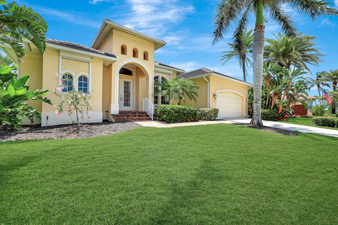 628 Hernando Dr, Marco Island, FL 34145