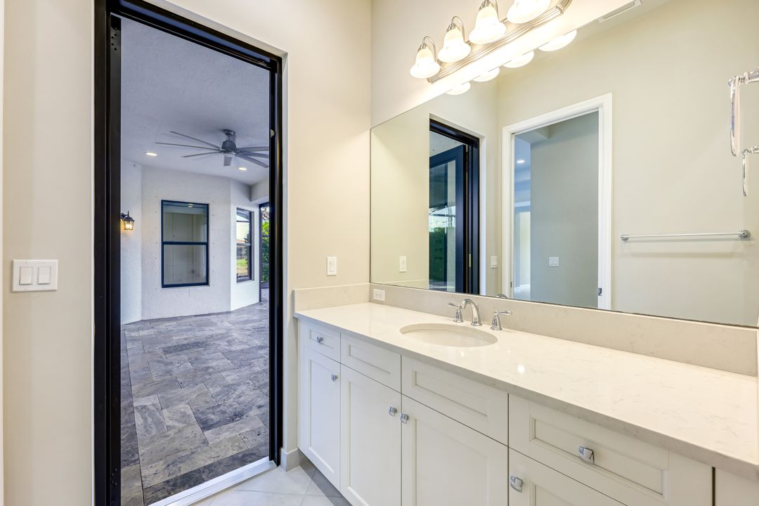 4426 Caldera Cir, Naples, FL 34119