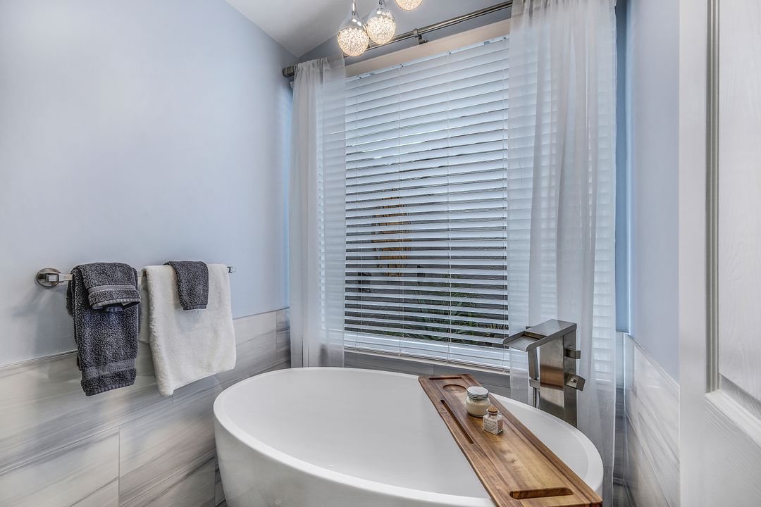 27171 Enclave Dr, Bonita Springs, FL 34134