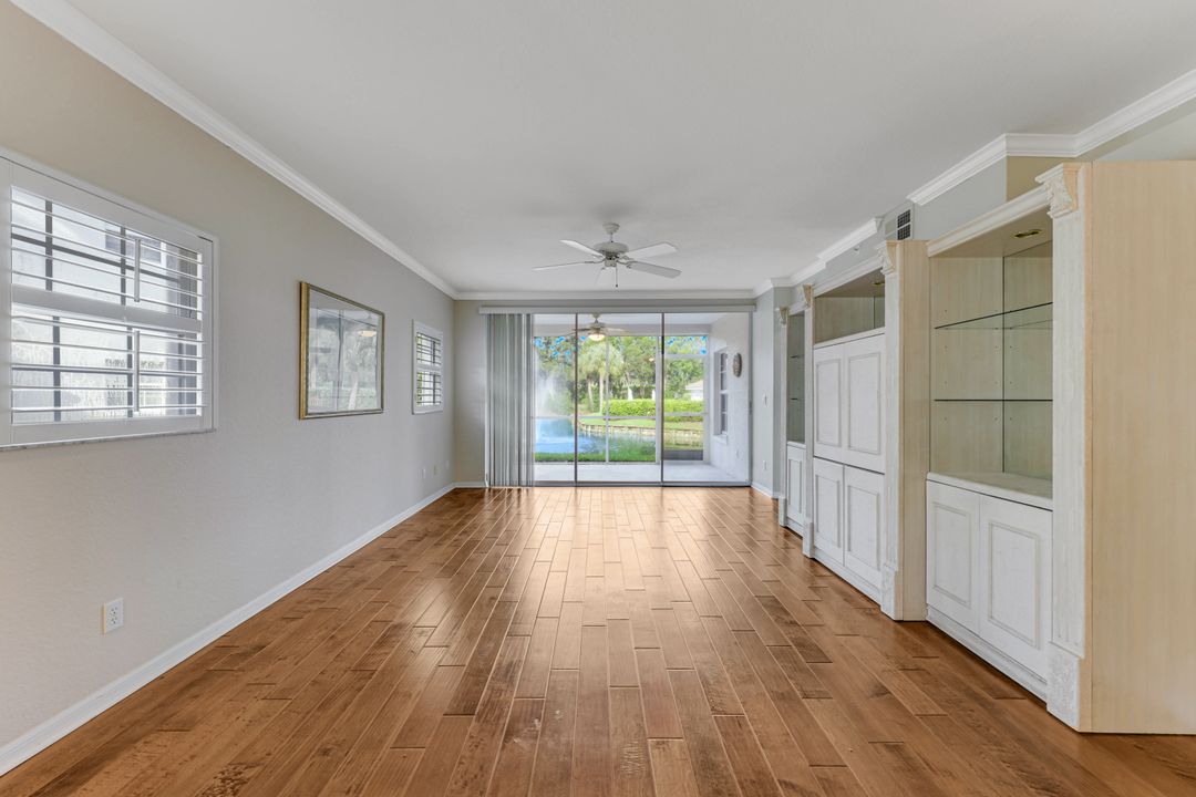 6825 Satinleaf Rd S #101, Naples, FL 34109