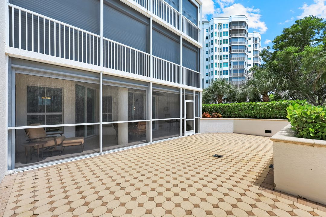 315 Dunes Blvd #T01, Naples, FL 34110