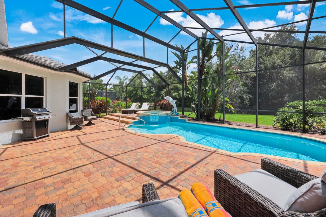 19736 Maddelena Cir, Fort Myers, FL 33967