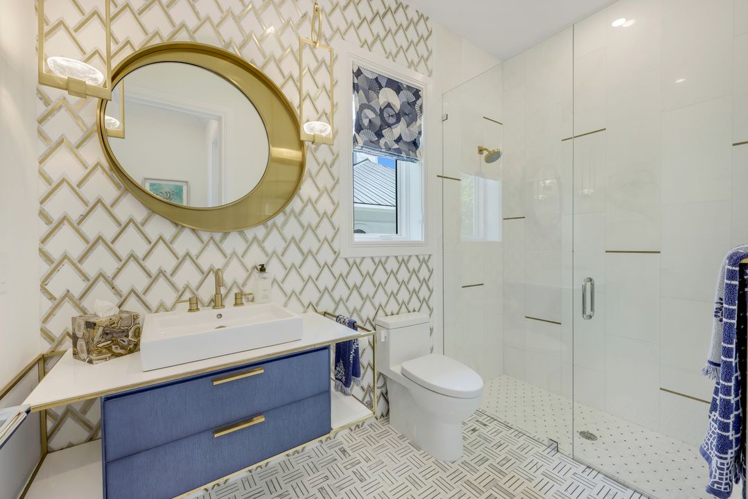 309 Neapolitan Way, Naples, FL 34103