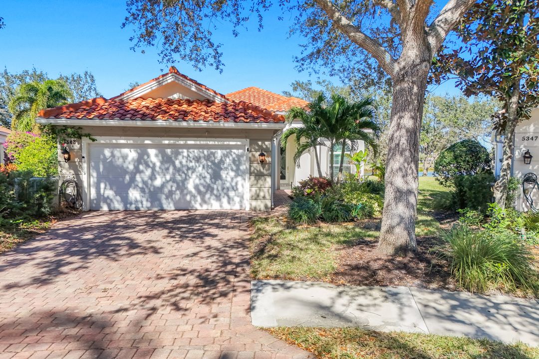 5343 Hawkesbury Way, Naples, FL 34119