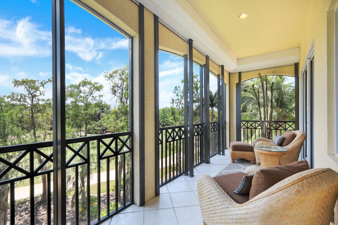 2826 Tiburon Blvd E #103, Naples, FL 34109